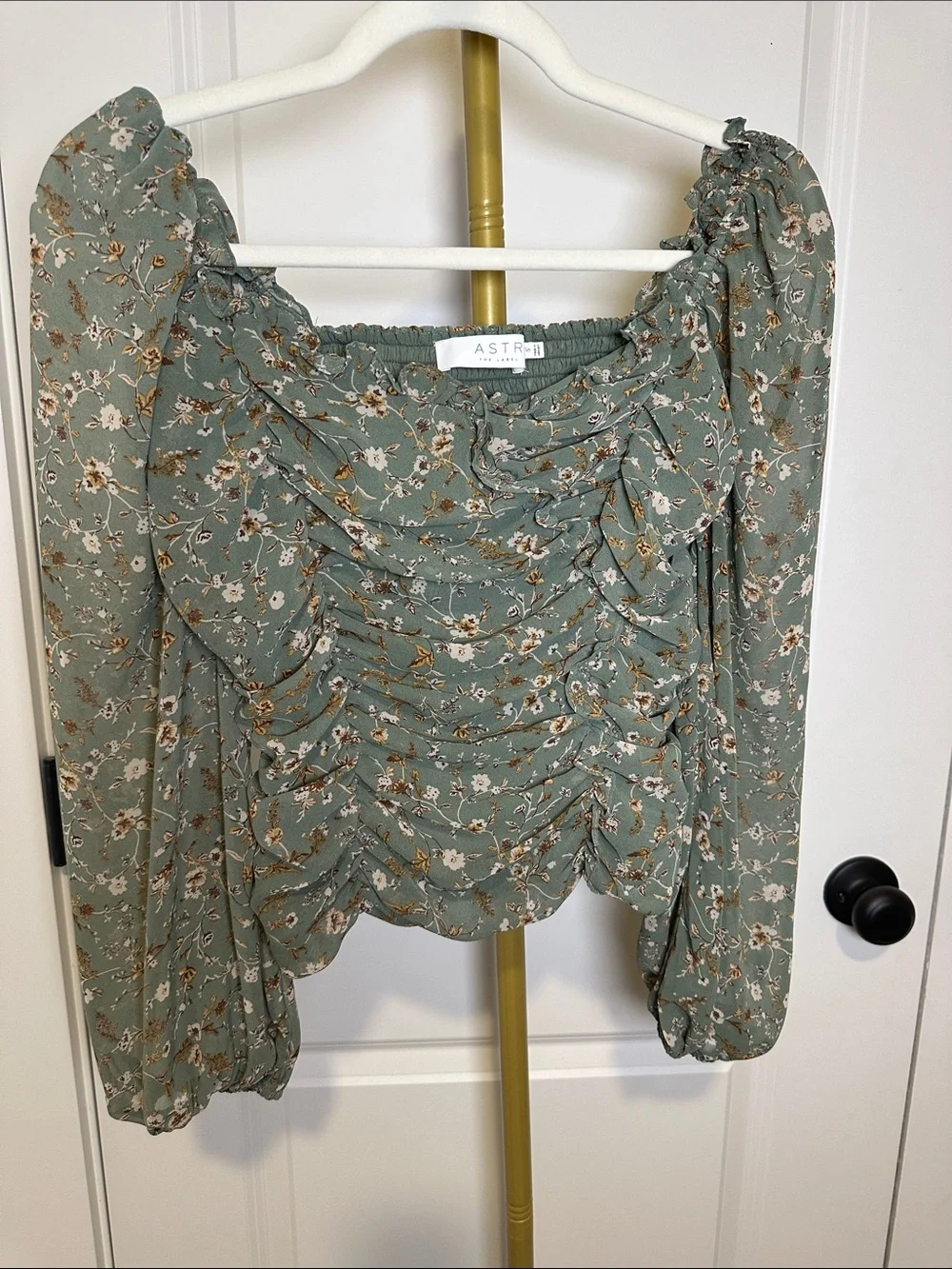 Astr Olive Green Floral Ruched Square-Neck Blouse
